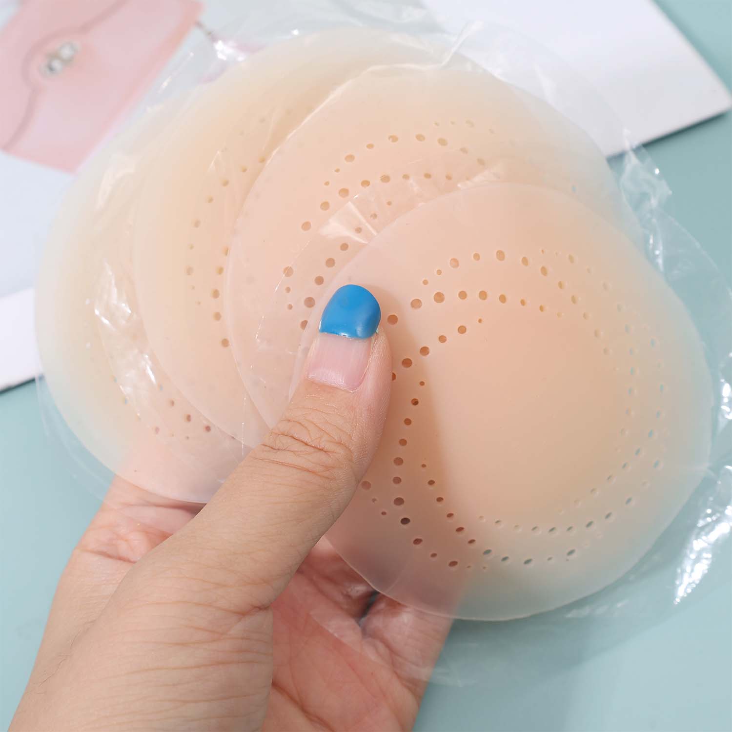 2-10 個目に見えない自己粘着胸パッド再利用可能な通気性の - Nipple Cover Pasties のレビューと価格